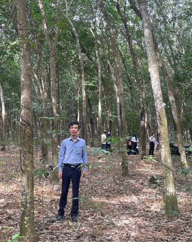 Luật sư Luật Việt Nguyên khảo sát thực địa khu đất có tranh chấp